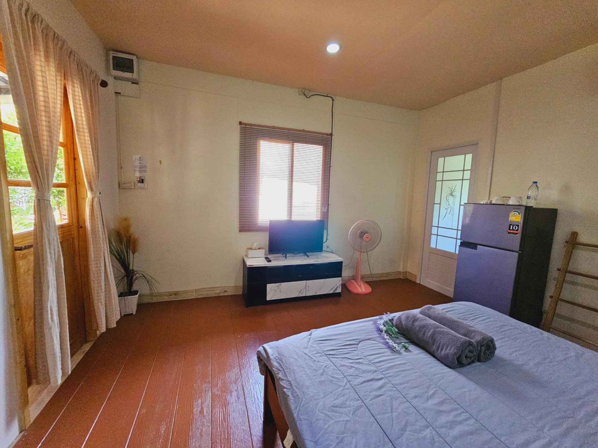 Baan Suan Khun Ta บ้านพักสวนคุณตา Csang-sziget Kültér fotó