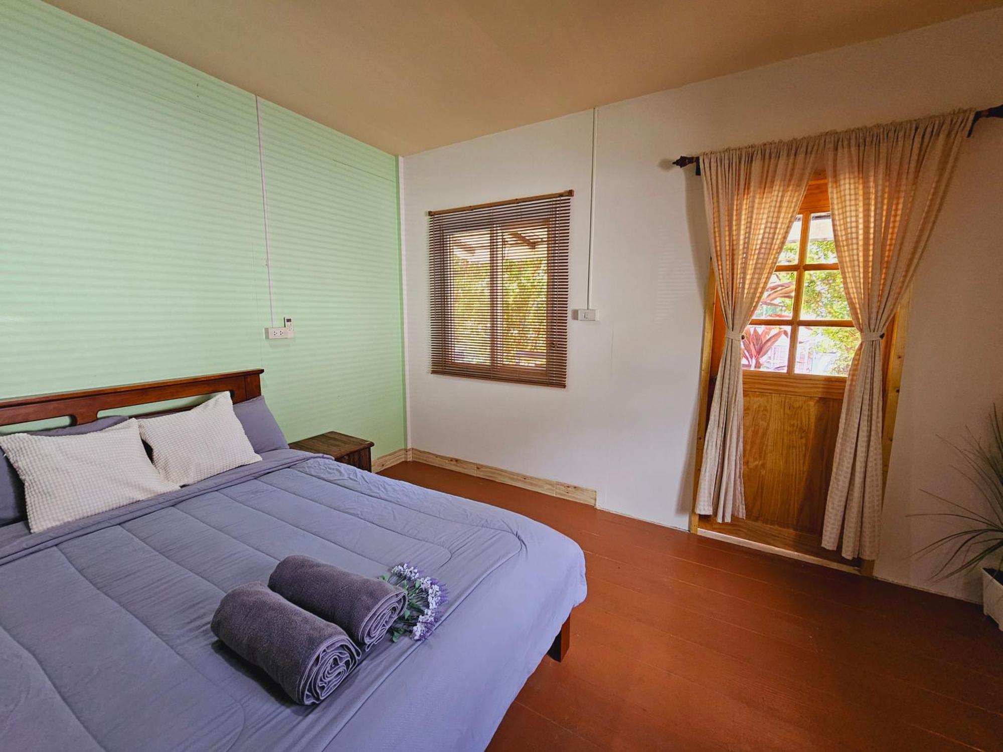 Baan Suan Khun Ta บ้านพักสวนคุณตา Csang-sziget Kültér fotó